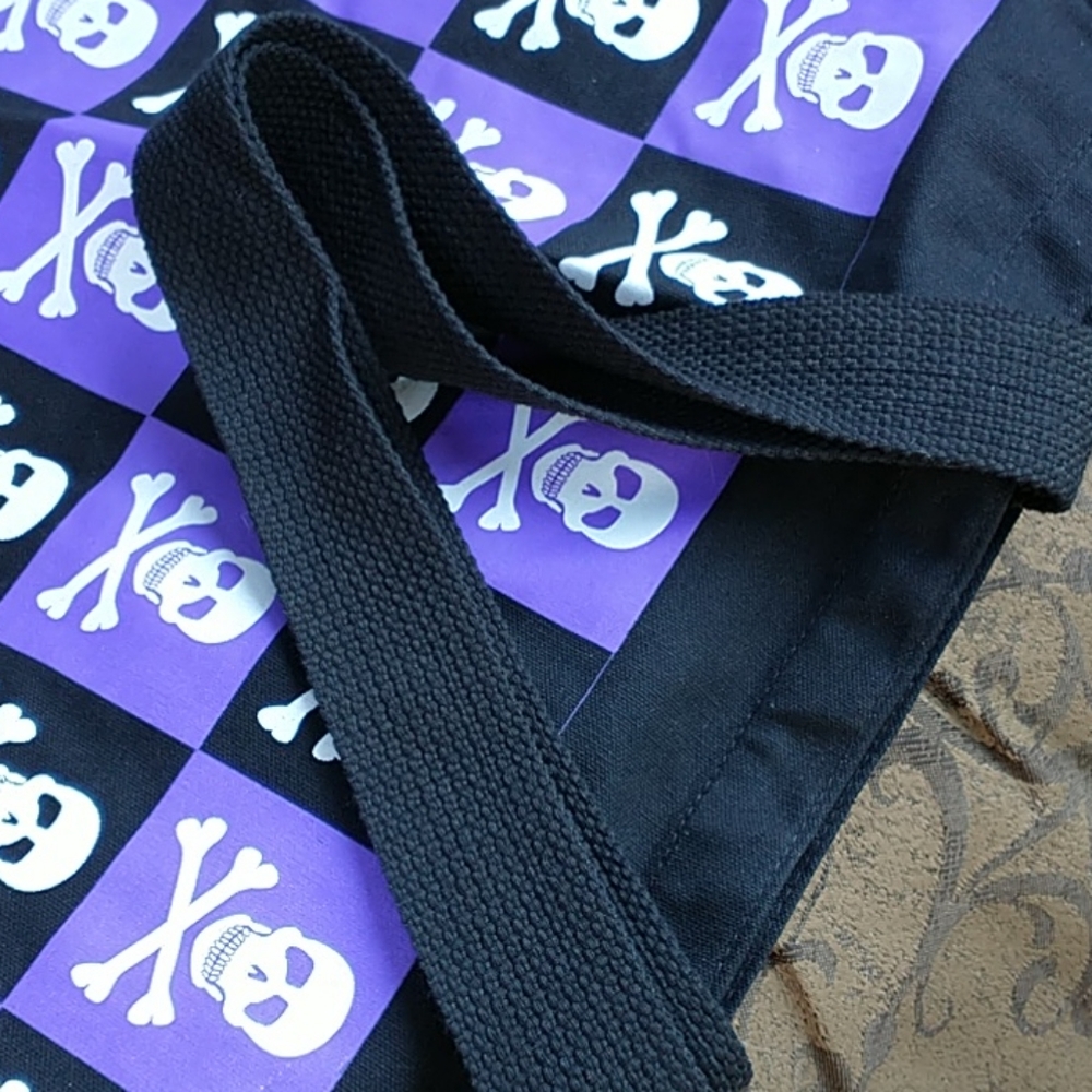 NWOT Punk Canvas 💀 Skulls Tote - Picture 5 of 6